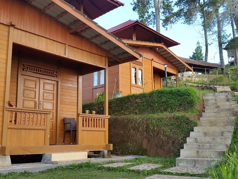 Deretan vila di To’tombi Lolai. (negeridiatasawan.co)